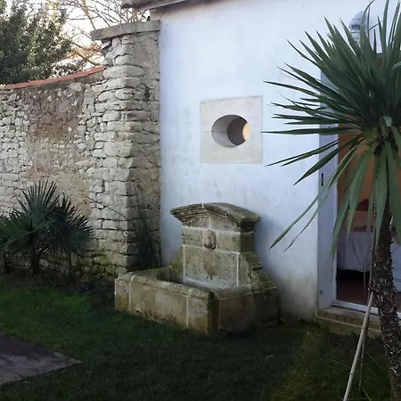 Bed and Breakfast Les Jardins De Clerjotte